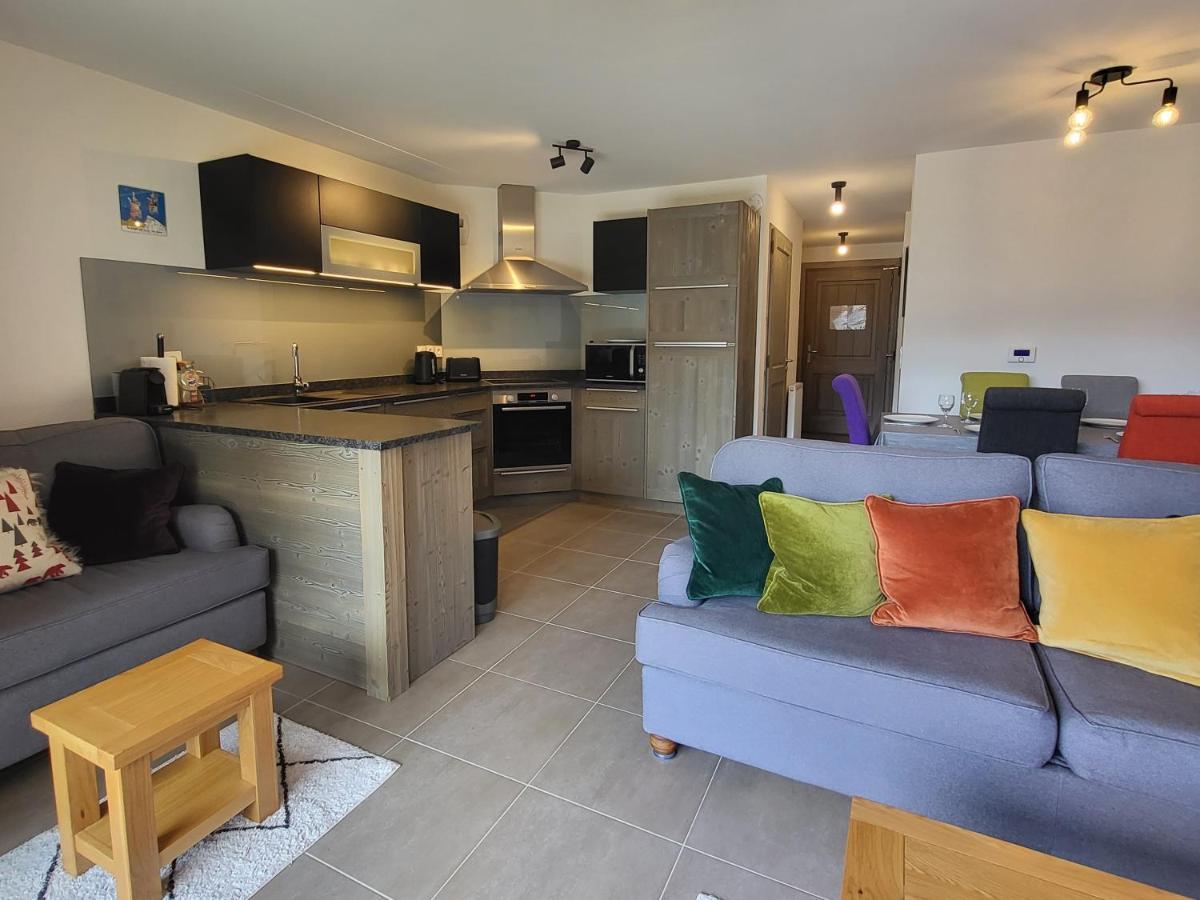 Plein Soleil Modern 3 Bedroom With Stunning Mountain Views Appartamento